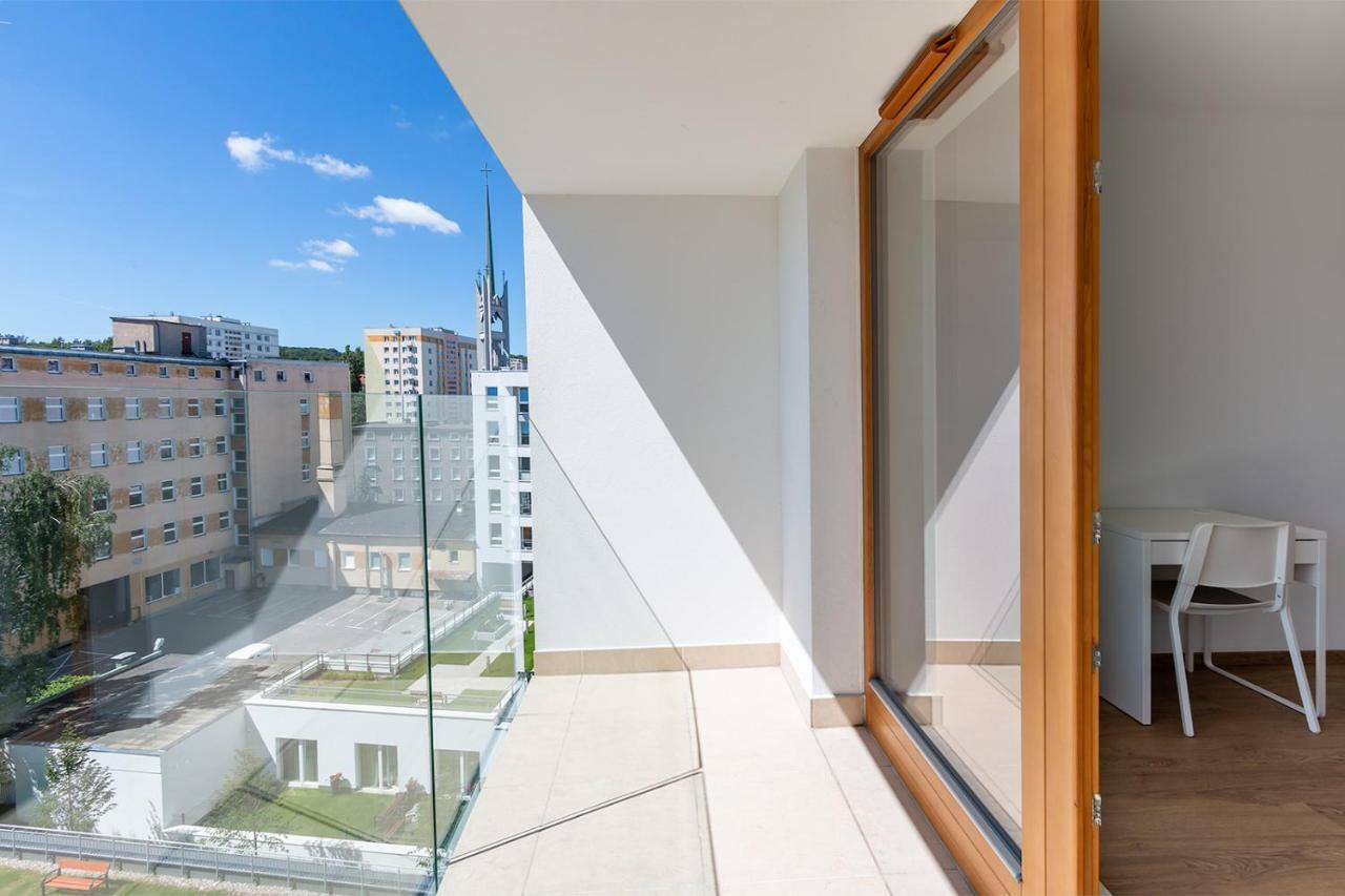 By The Sea Apartments Batorego Гдиня Екстериор снимка